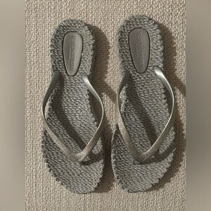 Ilse Jacobsen Metallic Silver Braided Flip Flop Sandals - Women